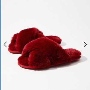 LOFT Faux Fur Slide Slippers in Crimson Fire